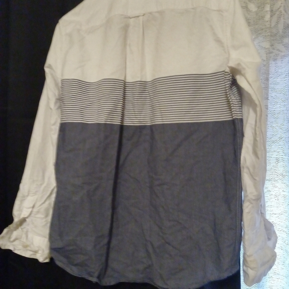 American Eagle Men's Button Down Shirt - Picture 4 of 4